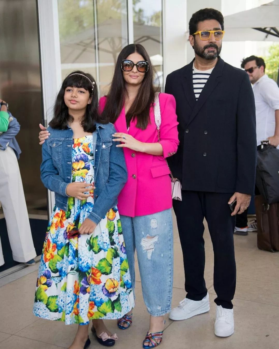 281845035 7569020589837968 8127258801139851807 n Proudly Amitabh Bachchan shared the photo of 'son, daughter-in-law and granddaughter', then Abhishek Bachchan commented and wrote – this is the progress report