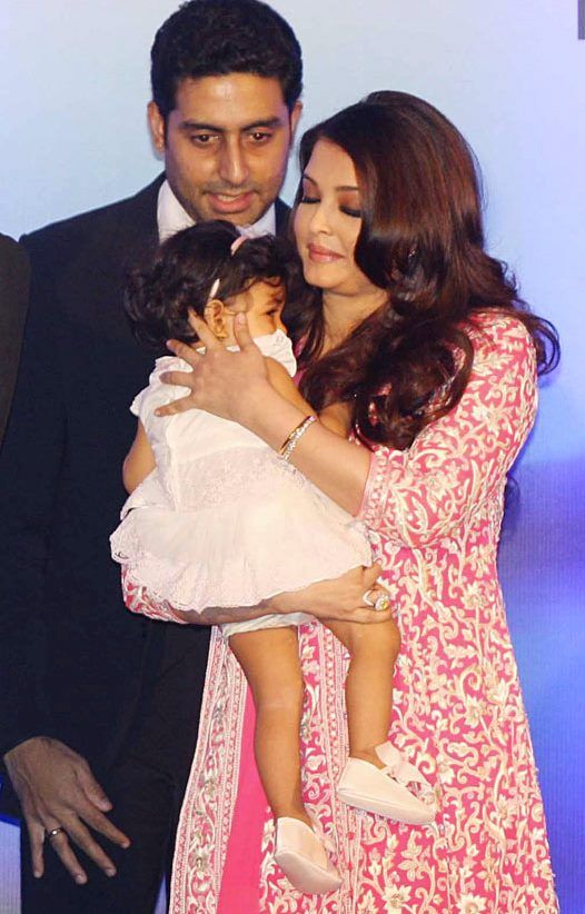 8792fd7735e96ec24ed0c892b9d365d2 Aishwarya Rai is very cautious about Aaradhya since this incident happened with her daughter, always doing this work for safety