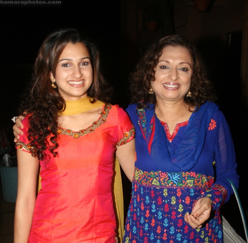 Supriya Shukla and Jhanak Shukla From Sarita Joshi to Supriya Shukla, these actresses are mother and daughter in real life, some have also played the role of mother daughter onscreen